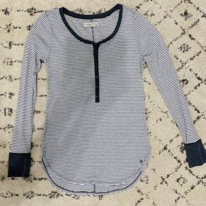 Abercrombie - Striped Long Sleeve Henley
